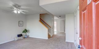 Bright & Beautiful 2-Level Condo in NoBo, available June 5th Gallery 7