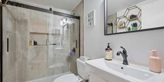 2931 E 12th Street #306 Gallery 20