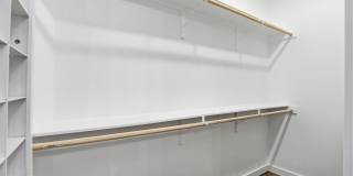 317 Porter St Gallery 27