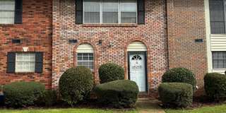 Spacious 2BR Townhome in Prime North of the River Location – Minutes from UA  Downtown Gallery 1