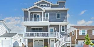 111 N Belmont Gallery 1