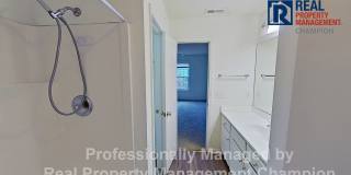 Upper Level Condo in Holton Place w/Community Pool Gallery 14