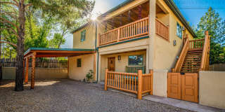 Beautiful Santa Fe Home Just 1.1 Miles from the Plaza Gallery 1