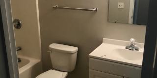 Adorable 3 Bedroom home Convenient to Downtown Durham Gallery 12