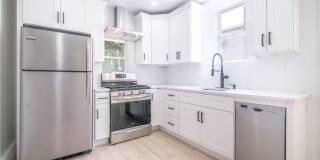 594 Bellevue Avenue N Gallery 1