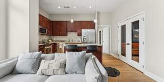 Residences on the Avenue Gallery 33