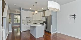 1332 N Burling Gallery 1