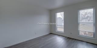 924 West 60th Pl Merrillville, IN 46410 Gallery 6