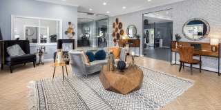 Mezza Gallery 9
