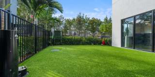 Leksa at Cityplace Gallery 71