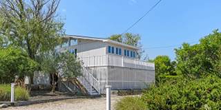 423 Dune Road Gallery 1