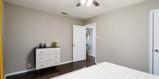 305 Laurelwood Drive Gallery 13