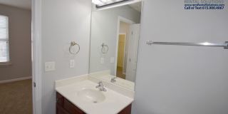 Great 2BR/2.5BA Murfreesboro townhome less than 2 miles from MTSU! Gallery 21