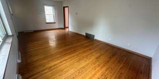 812 South 87th Street Gallery 15
