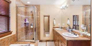 Beautiful townhome, ski shuttle, views, utilities included, pets negotiable, winter lease! Take a look quick! Beautiful townhome, ski shuttle, views, utilities included, pets negotiable, winter lease! Take a look quick! Gallery 24