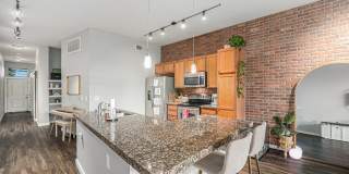 Charming 1BR Condo in Denver Gallery 10