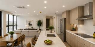 1731 Washington Avenue Gallery 5