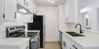 930 North Martel Apartments Gallery 17
