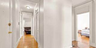 Nice 4 bed in Allston Gallery 13