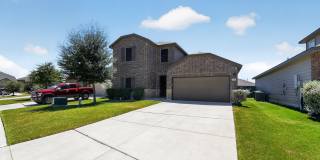 Spacious 4-Bedroom Avery Park Home with Fireplace & Upstairs Game Room Gallery 1