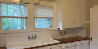 Beautiful downtown quad. 1 and 2 bed units available now. Pets allowed. Gallery 55
