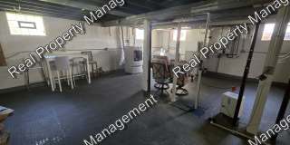 Charming Three Bedroom Ranch Gallery 14