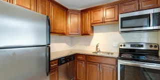 1362 Clayton St. Apartments Gallery 3