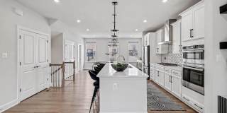 10878 FOXTROT Circle Gallery 9