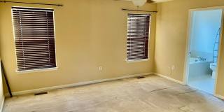 1047 LILY Way Gallery 15