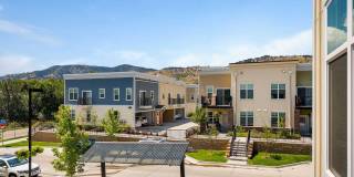 Violet on Broadway Apartment Homes Gallery 25