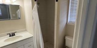 601 Chicago Avenue Gallery 10