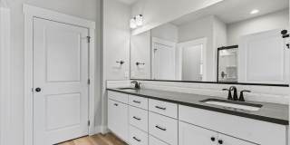 Perfectly designed 5-bedroom, 3-bath single family home Gallery 25