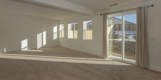 4 bedroom, 2.5 bathroom home in Golden Valley.  washer/dryer/refigerator included Gallery 6