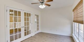 443 Surrey Park Drive SE Gallery 21
