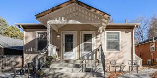 Beautifully Fully-Furnished Duplex in Old Town Gallery 5