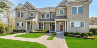 20 Canoe Place Road unit: 8 Gallery 1