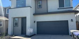 Brand new 4 bedroom 3 bathroom with solar in NW Visalia!! Gallery 1