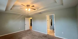 4/3/2 HOME IN EDINA GARDEN OF EDEN Gallery 22