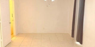 1211 SE 35th Street Gallery 6