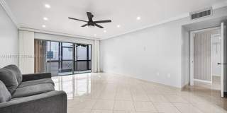 4020 N Hills Dr Gallery 42