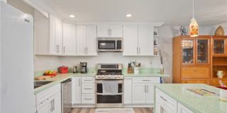 5711 Owensmouth Gallery 6