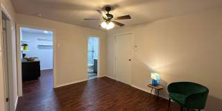 2-BEDROOM *ALL UTILITIES INCLUDED* Gallery 7