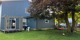 3 Bedroom home with garage, laundry and fenced yard! Gallery 1