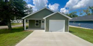 3 Bedrooms | 2 Bathrooms | 1 Car Garage Gallery 1