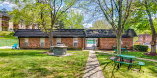 Willow Oaks Gallery 21