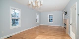 43 Tainter St unit: 43 Gallery 8