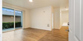 Creekside Apartments Gallery 19