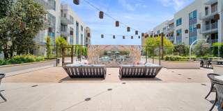 Halcyon House Gallery 24