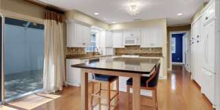 Desirable 3BR 2BTH  End Unit Townhome in Fort Myers Gallery 9