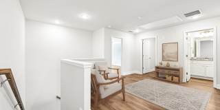 Poplar Row Gallery 43